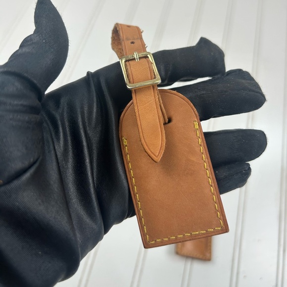 Louis Vuitton Vintage Brown Leather Luggage Tags Bundle of 2 - Picture 5 of 7